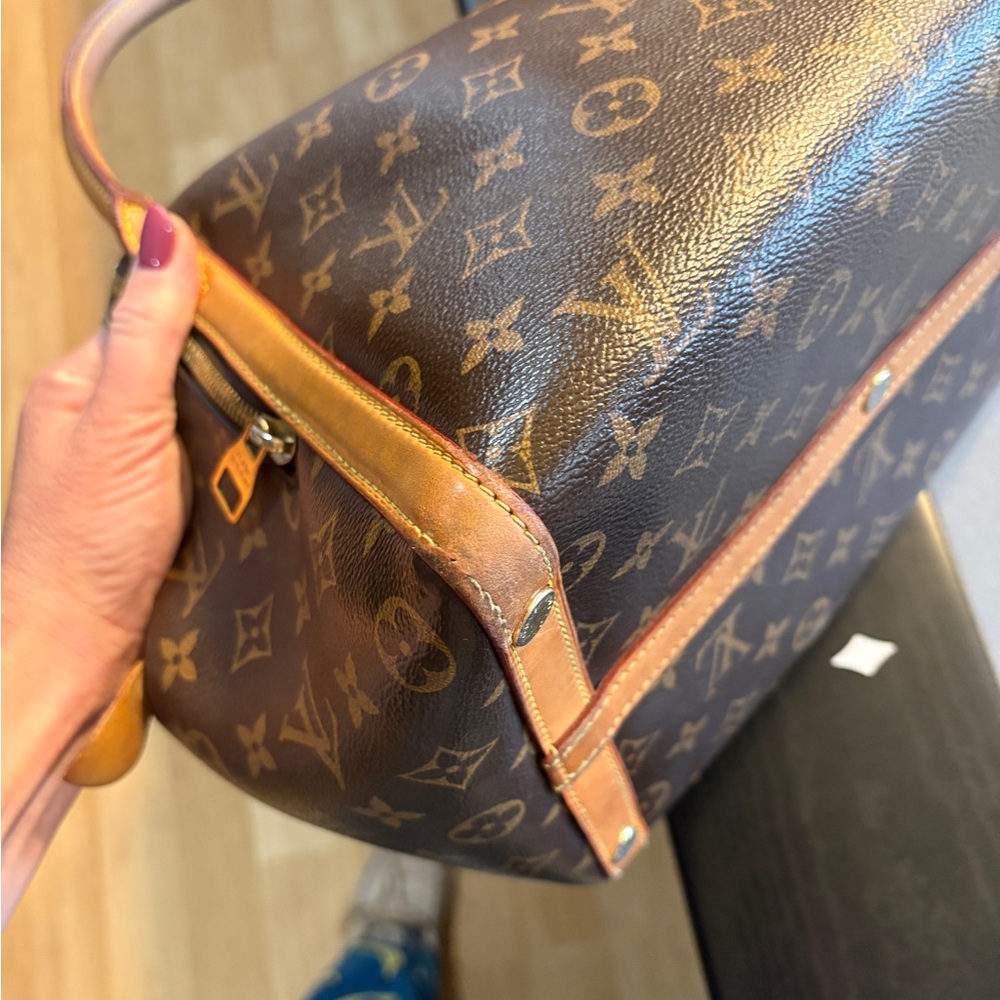 Louis Vuitton Marais Brown Monogram Shoulder Bag w Dust Bag! - Picture 4 of 7